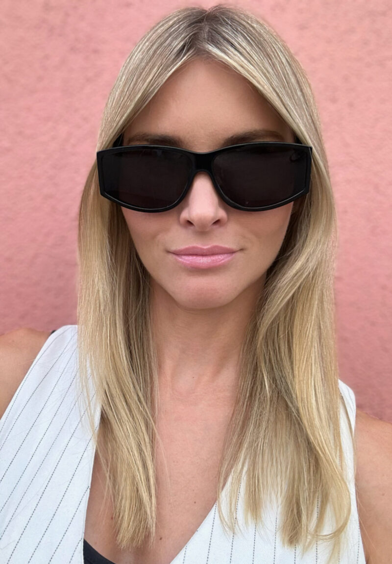 Okulary przeciwsłoneczne CELINE CL40227U 01A - obrazek 4