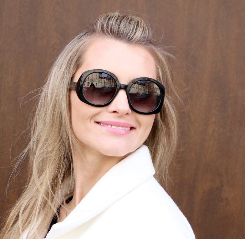 Okulary przeciwsłoneczne CELINE CL40227U 01A - obrazek 6
